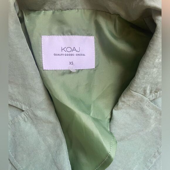 KOAJ light blazer size XS - Picture 2 of 2